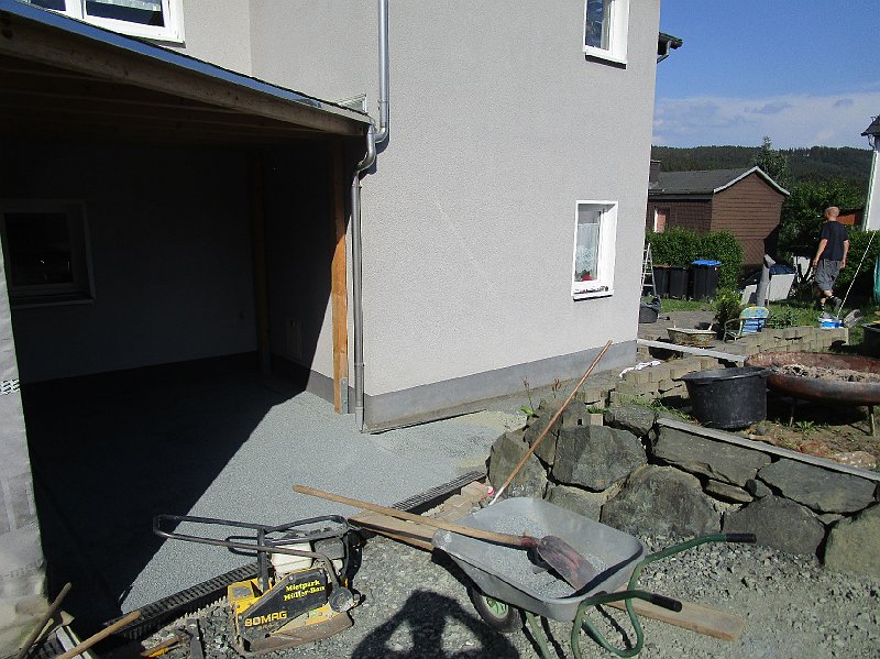 2018.05.28 Probefahrt, Bier, Grill, Freunde, Whisky und... Pflasterarbeiten (221).JPG